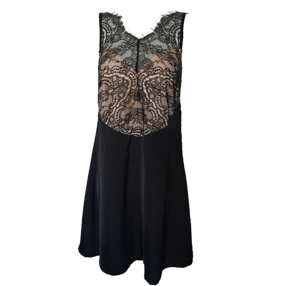 Kendall & Kylie Dresses & Skirts - nwt Kendall +Kylie eyelash lace dress M